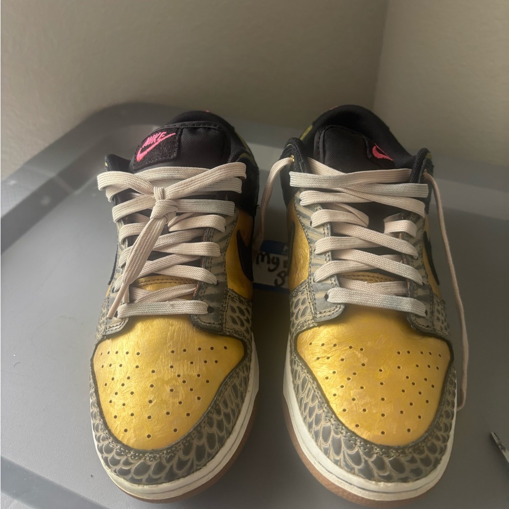 Women Nike Dunk Low
Día De Muertos